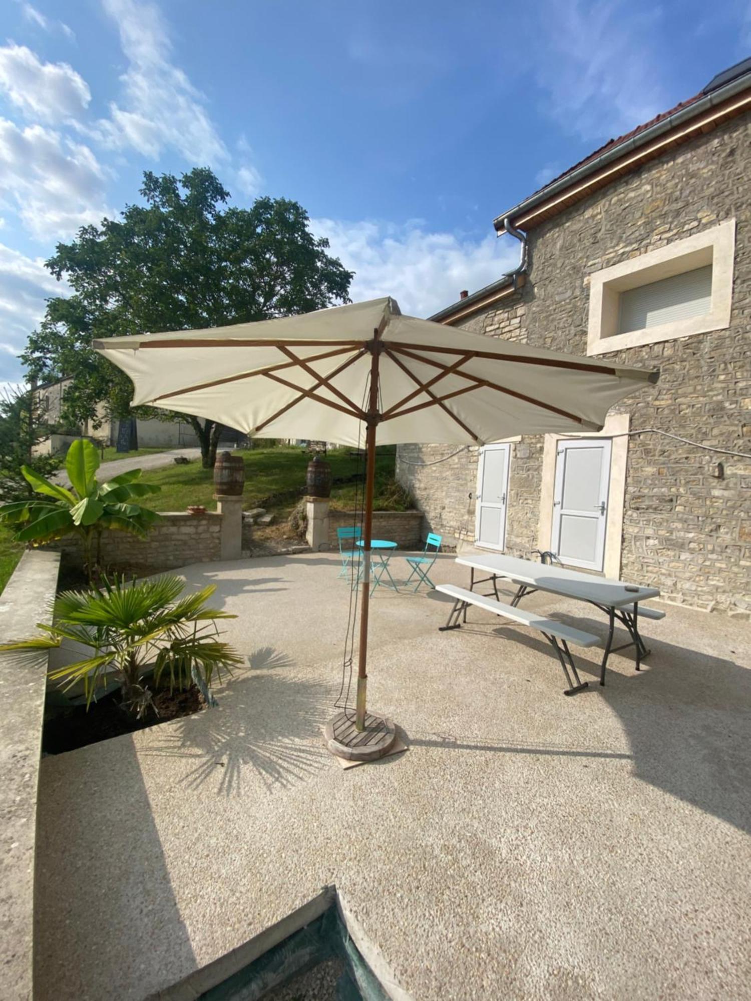 Studio Chez Mongery Landreville Exterior photo